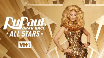 Задник до серіалу "RuPaul