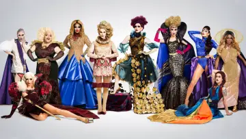 Задник до серіалу "RuPaul