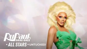 Задник до серіалу "RuPaul