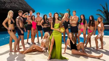 Paradise Hotel постер
