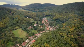 Наше маленьке село постер