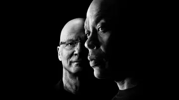 Задник до серіалу "The Defiant Ones" #1856775