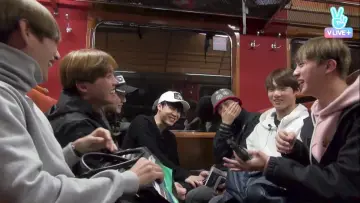 Задник до серіалу "BTS 본보야지" #1382582