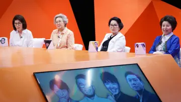 Задник к сериалу "Мій маленький дорослий хлопець" #1221335