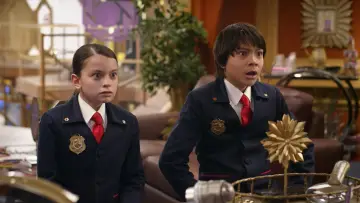 Задник до серіалу "Odd Squad" #1399126