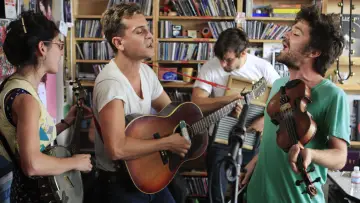 Задник до серіалу "Концерти NPR Tiny Desk" #1277695