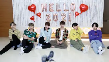Задник к сериалу "달려라 방탄!" #1396651