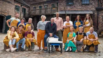 Задник до серіалу "The Great Pottery Throw Down" #1486997