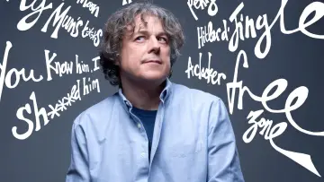 Задник до серіалу "Alan Davies: As Yet Untitled" #1657597