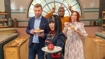 Задник до серіалу "Bake Off: The Professionals" #1493780