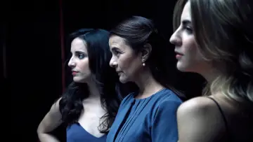 Задник к сериалу "Verdades ocultas" #1407255