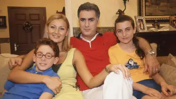 Çocuklar Duymasın постер