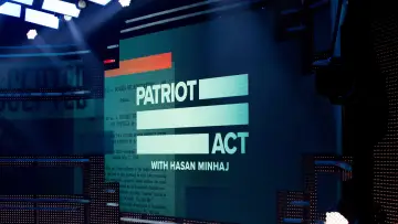 Задник до серіалу "Patriot Act with Hasan Minhaj" #1931385