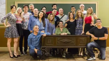 Задник до серіалу "Escolinha do Professor Raimundo: Nova Geração" #1807546