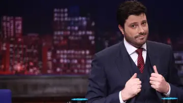 Задник до серіалу "The Noite com Danilo Gentili" #1329048
