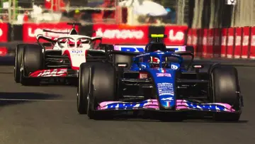 Задник до серіалу "Formula 1: Жени, щоб вижити" #1367121