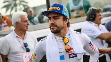 Задник до серіалу "Formula 1: Жени, щоб вижити" #1367137