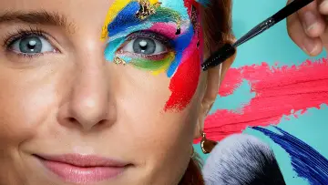Задник до серіалу "Glow Up: Наступна зірка макіяжу Британії" #1493757