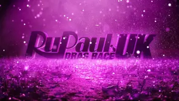 Задник до серіалу "RuPaul