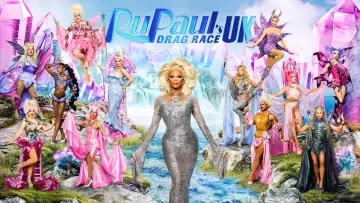 Задник до серіалу "RuPaul
