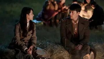 Задник до серіалу "Crash Landing on You" #1369247