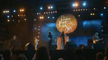 Задник до серіалу "Дейзі Джонс та The Six" #1458360