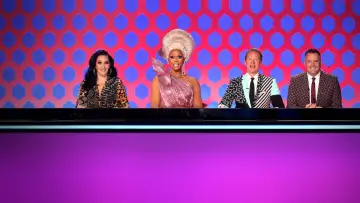 Задник до серіалу "Secret Celebrity RuPaul