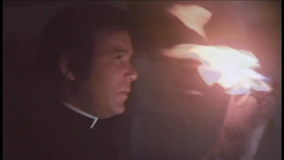 Відео до фільму The Horror at 37,000 Feet | Horror At 37,000 Feet clip