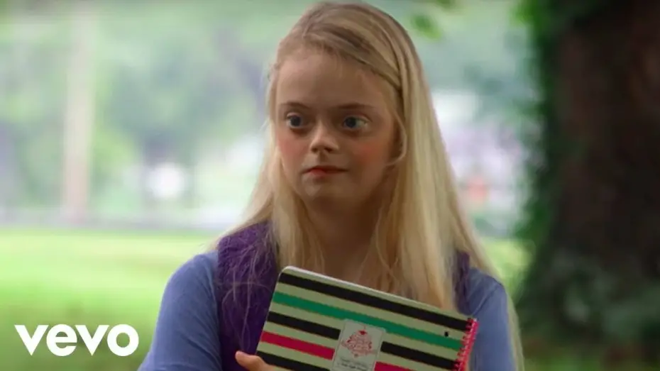 Відео до фільму Dolly Parton: Here I Am | Dolly Parton, Sia - Here I Am (Official Video)