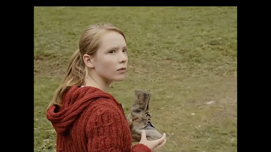 Відео до фільму Clara and the Secret of the Bears | CLARA UND DAS GEHEIMNIS DER B&Auml;REN | Trailer german deutsch [HD]