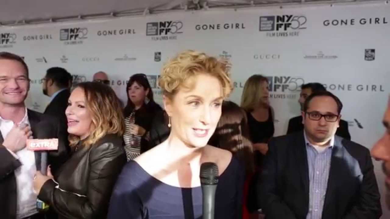 Відео до фільму Загублена | NYFF52 "Gone Girl" Red Carpet | Cyd Strittmatter