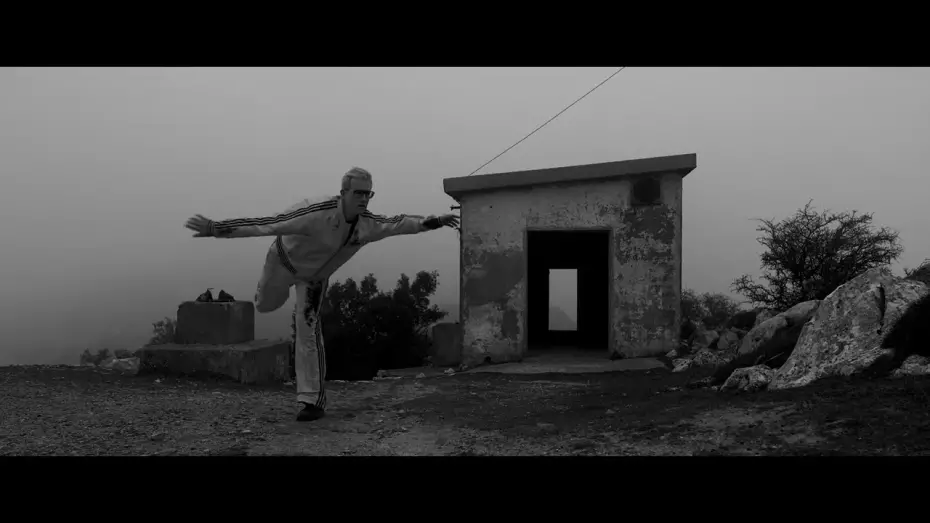 Відео до фільму Kronos Kairos | KRONOS KAIROS | elokuvateattereissa 7.11.2025 | virallinen traileri