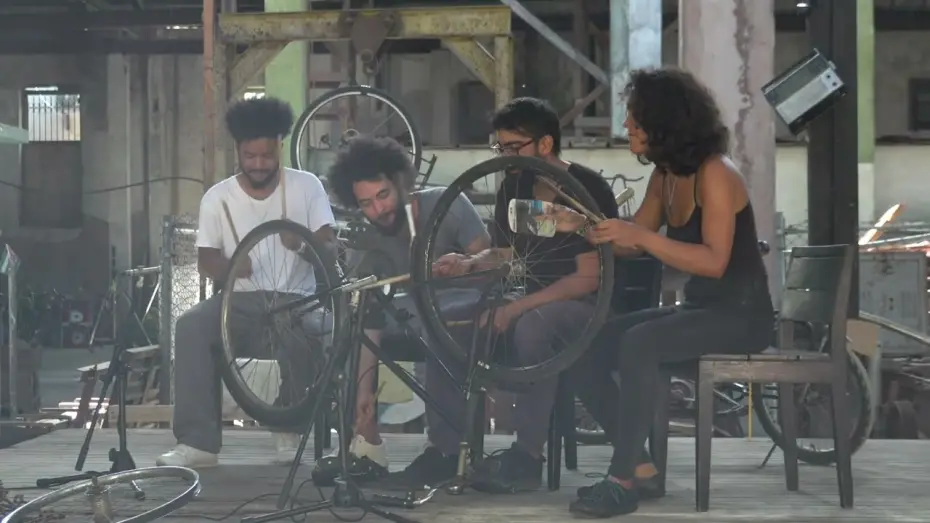 Відео до фільму Bicycle Island | BICYCLE ISLAND (A DONDE NOS LLEVA) Trailer