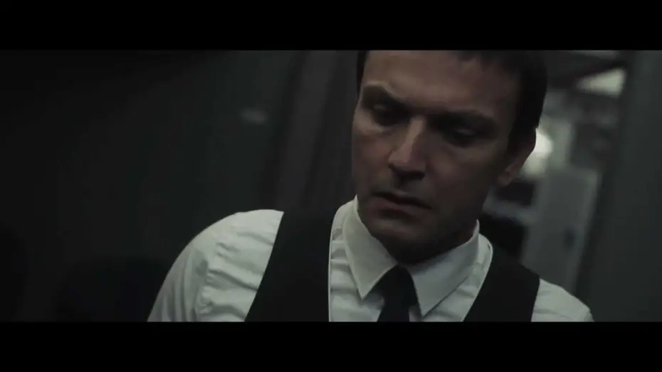 Відео до фільму Народжений літати | AIRBORNE INTERNATIONAL TRAILER