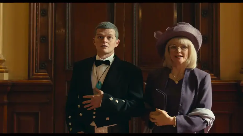 Відео до фільму I Swear | Film Clip - F*** The Queen