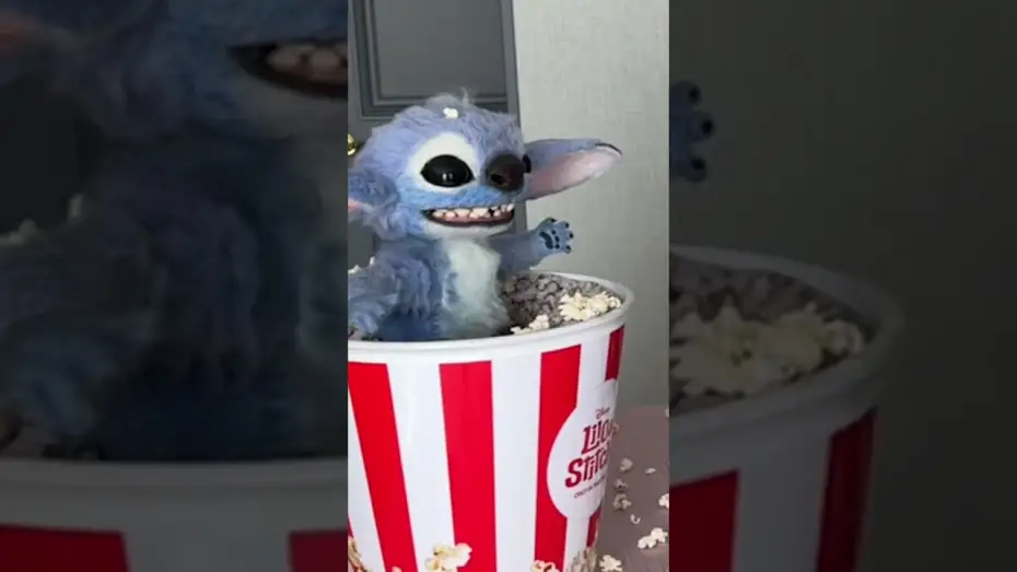 Відео до фільму Ліло і Стіч | he always knows how to make an entrance