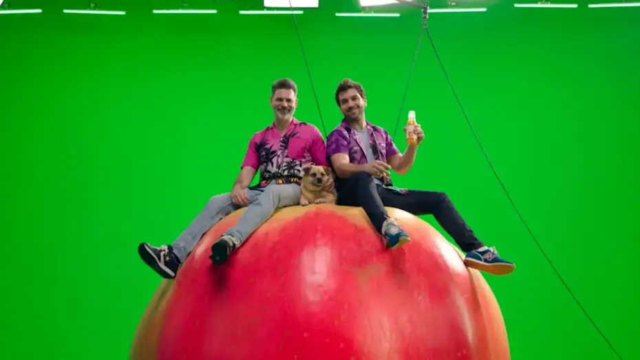 Відео до фільму Love Thing | Любовные штучки - Русский трейлер (2023)