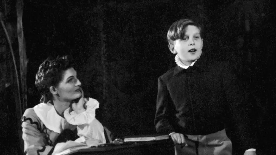 Відео до фільму The Turn of the Screw | 10 Minute Insight | THE TURN OF THE SCREW