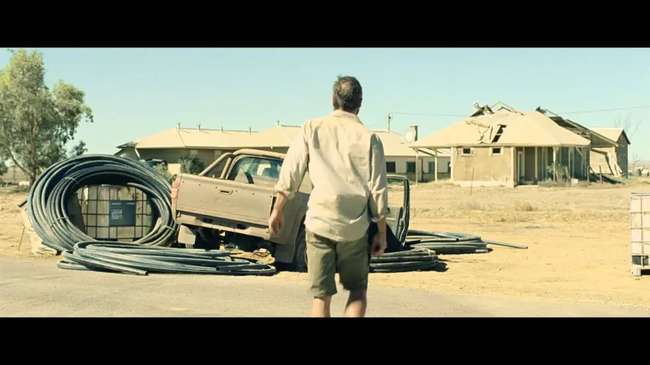 Відео до фільму Волоцюга | THE ROVER - FIRST FIVE MINUTES [HD]