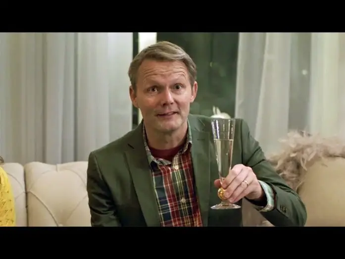 Відео до фільму Sunny Side | Solsidan The Movie (2017) Film Trailer