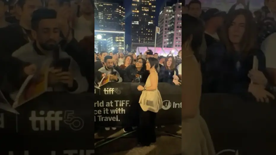 Відео до фільму Сім