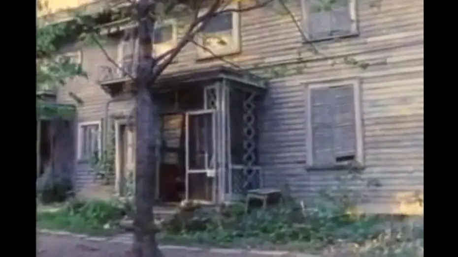 Відео до фільму The Suckling | The Suckling aka Sewage Baby (1990) - Horror Movie Tralier
