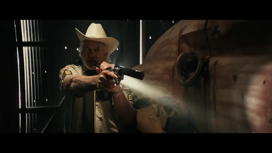Відео до фільму Texas Cotton | "Texas Cotton" (Exclusive Clip) | Entertainment Weekly