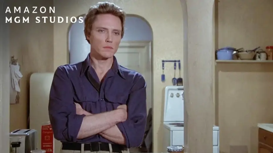 Відео до фільму Пси війни | James Gets Offered A Job