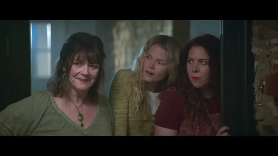 Відео до фільму Mother