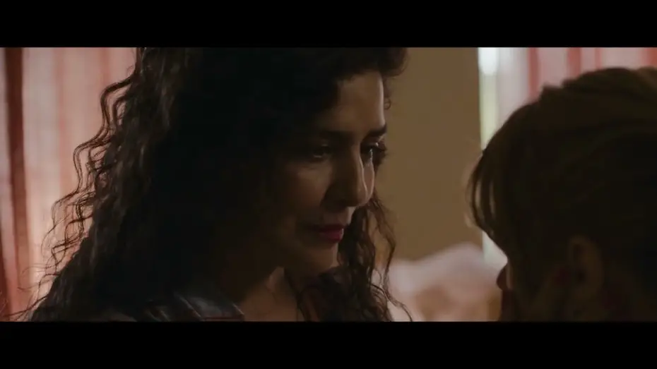 Відео до фільму Little Creatures | "Pequenas Criaturas" | Dir. por Anne Pinheiro Guimarães | Trailer Oficial