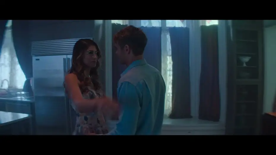 Відео до фільму Озеро бажань | Опасные связи | Трейлер | В кино с 16 октября