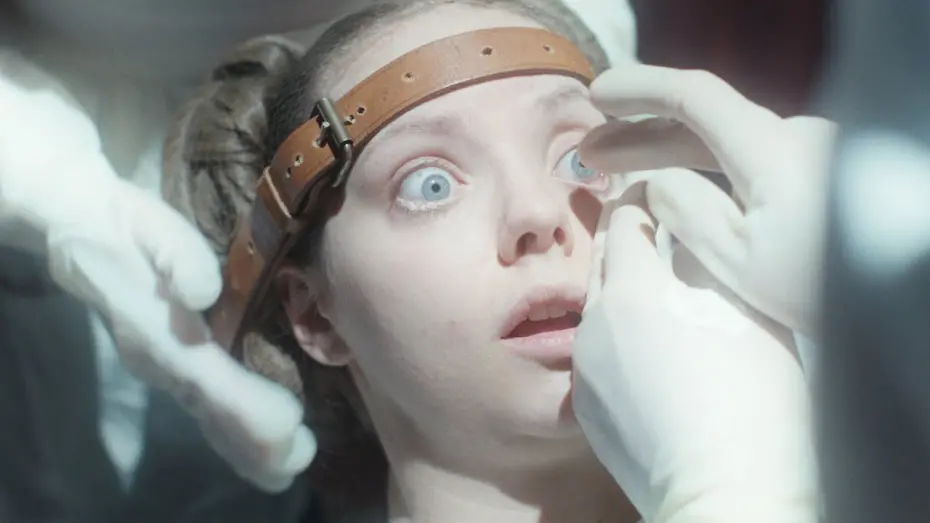 Відео до фільму The Ugly Stepsister | Боди-хоррор «Гадкая сестра» в кино с 5 июня