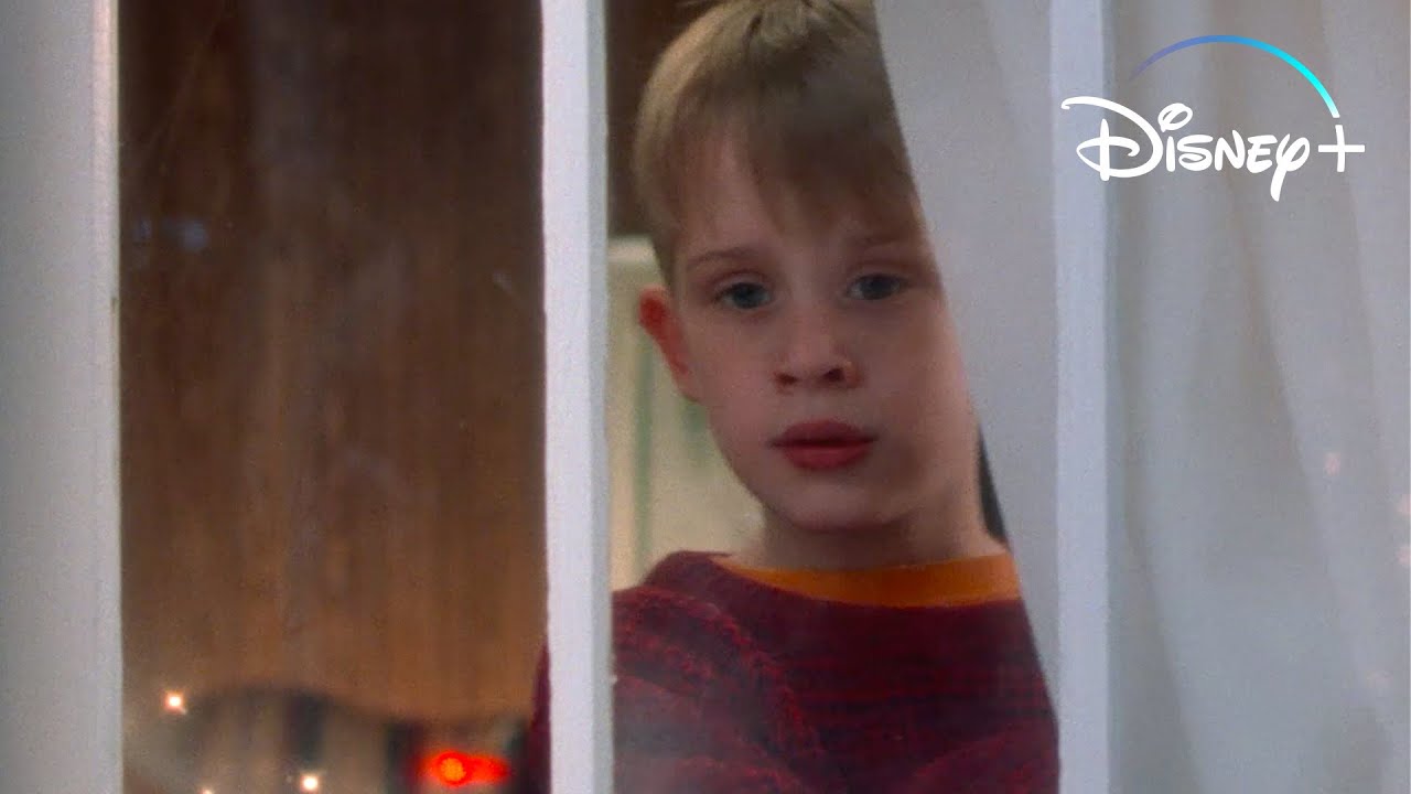 Відео до фільму Сам удома | Surprise, Ya Filthy Animals | Home Alone Collection | Disney+