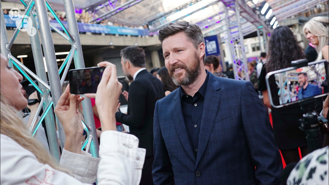 Відео до фільму Ми всі незнайомці | Andrew Haigh brings All Of Us Strangers to the BFI London Film Festival 2023